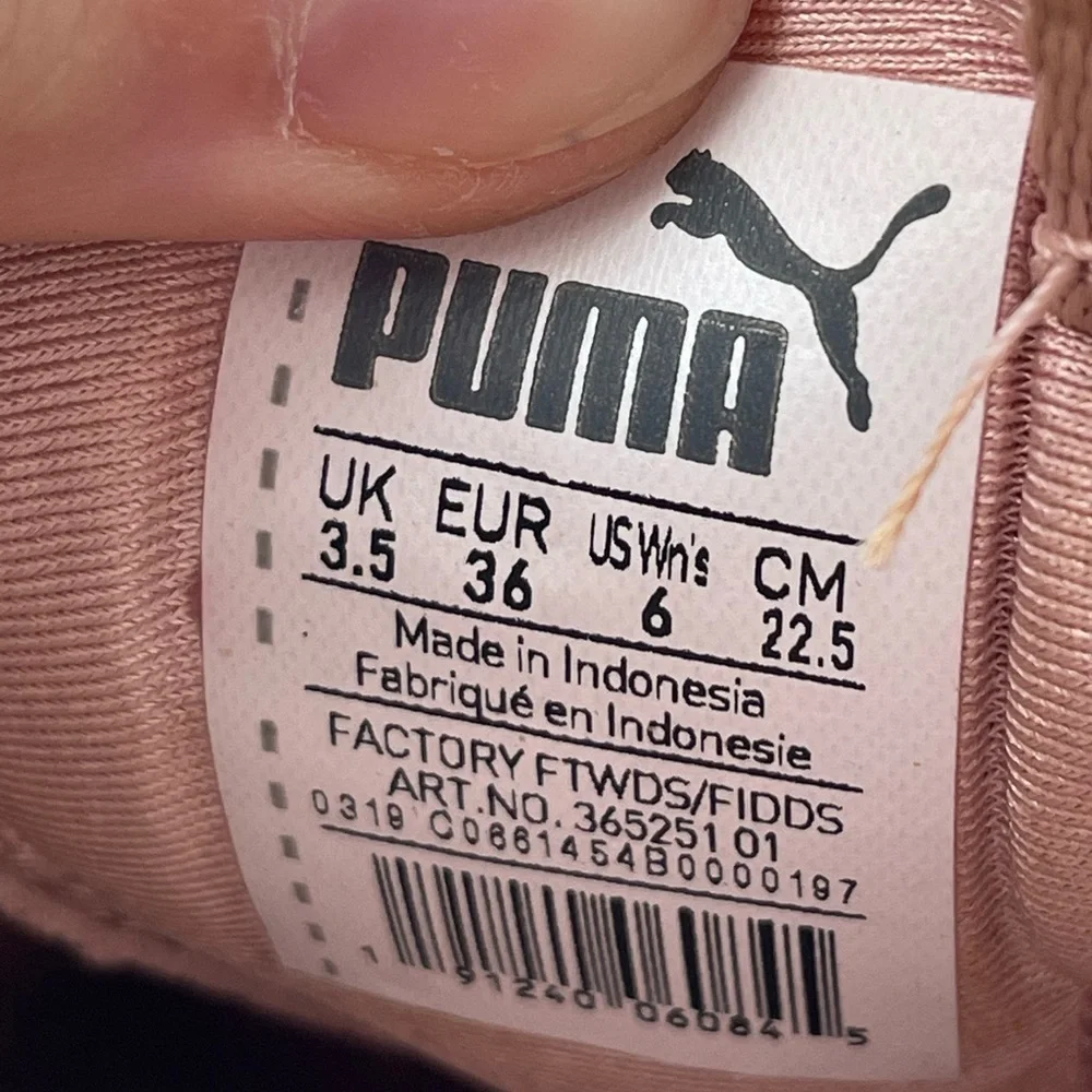 Puma Dare womens pink sneakers size 6